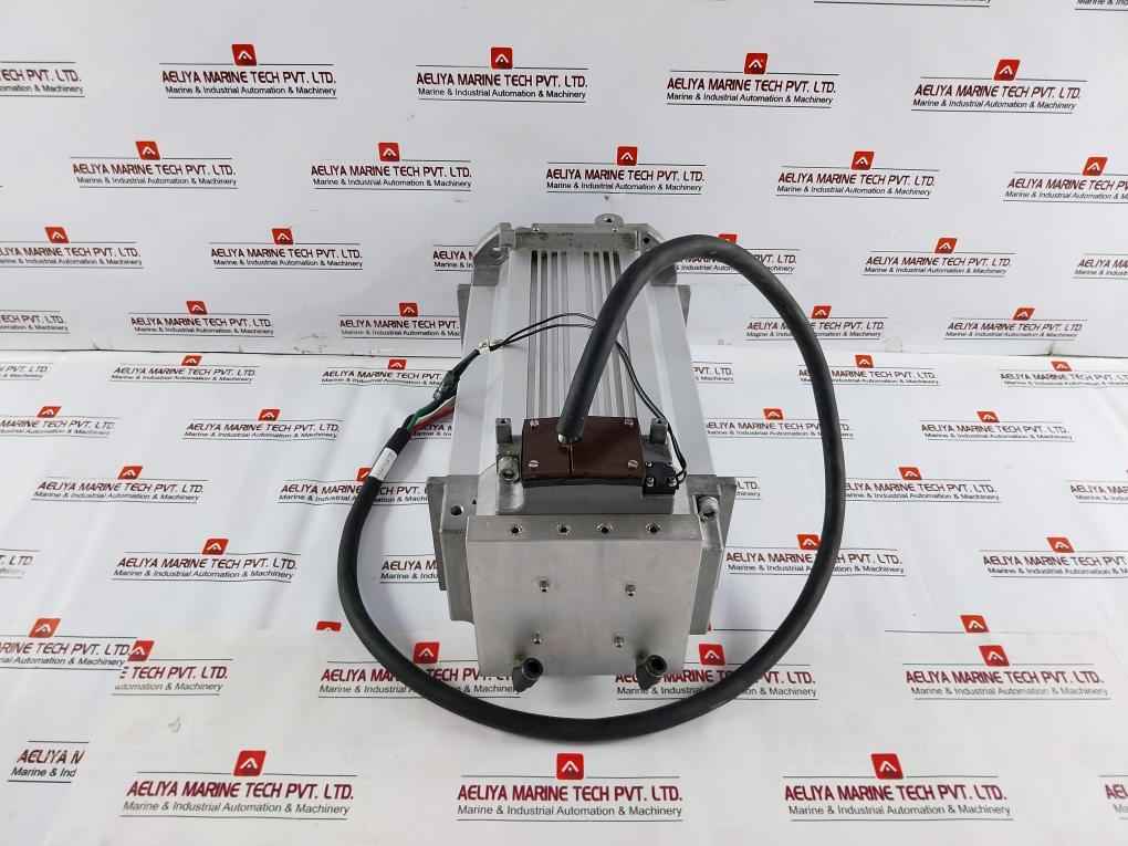 Mitsubishi Electric Hf-j20k1m4f-s5 Ac Servo Motor 200mv/min-1 Ip44 8mm3