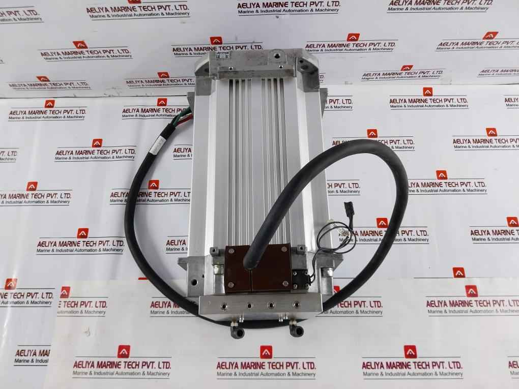 Mitsubishi Electric Hf-j20k1m4f-s5 Ac Servo Motor 200mv/min-1 Ip44 8mm3