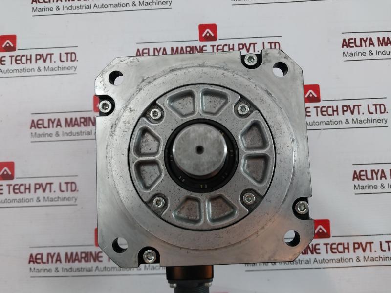 Mitsubishi Electric Hg-sr102J Ac Servo Motor 3Ac 129V 5.6A