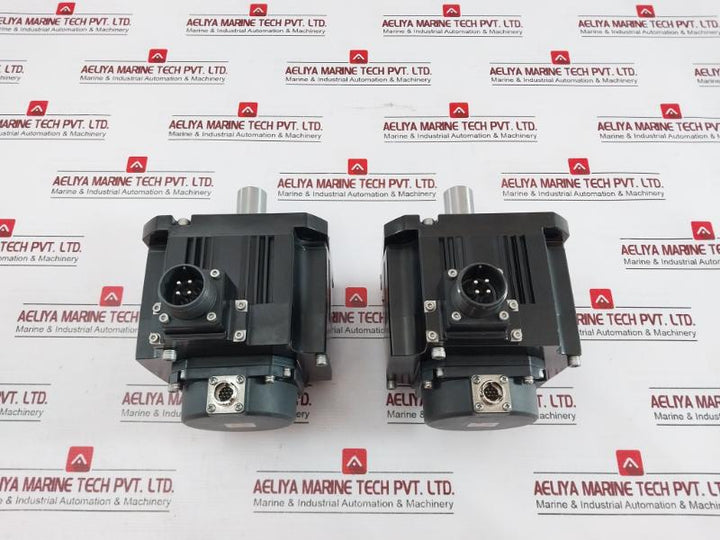 Mitsubishi Electric Hg-sr102J Ac Servo Motor 3Ac 129V 5.6A