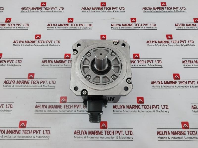 Mitsubishi Electric Hg-sr102J Ac Servo Motor 3Ac 129V 5.6A