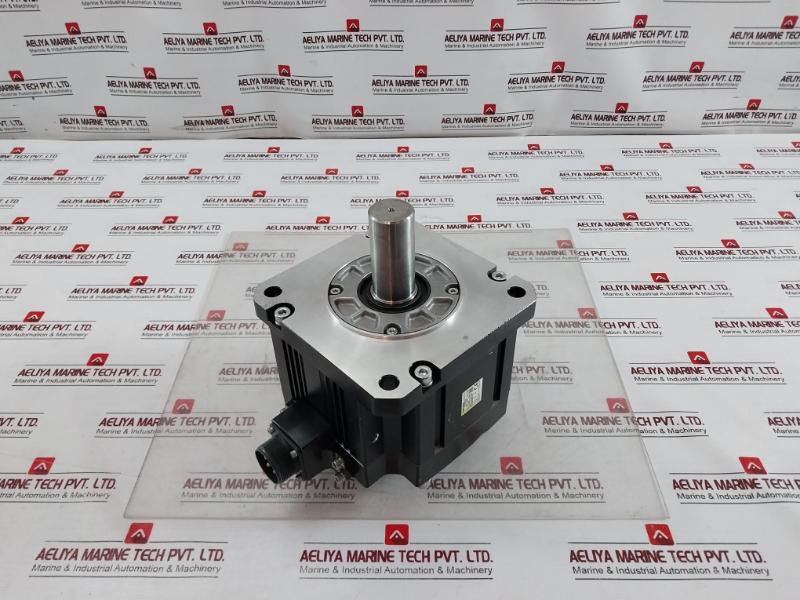 Mitsubishi Electric Hg-sr352J Ac Servo Motor 3.5Kw 2000 Rpm 170V 14A