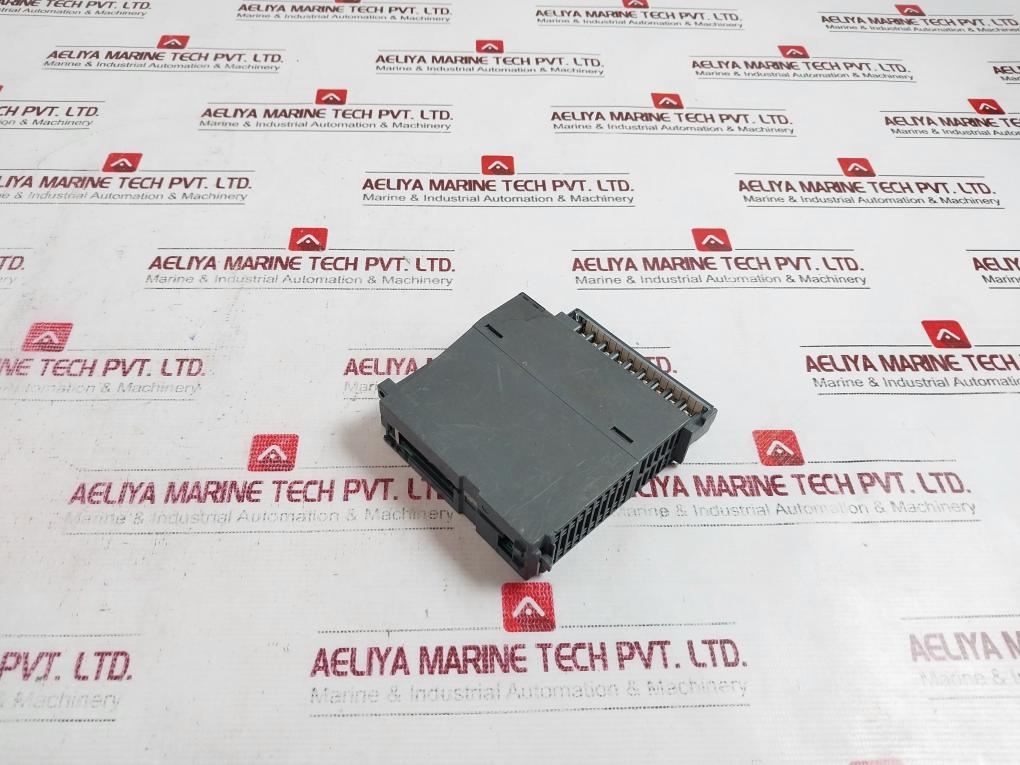 Mitsubishi Electric Melsec-q Q64ad-gh Isolated A/d Converter Unit 15vdc 30ma