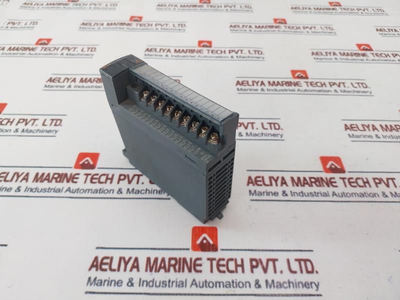 Mitsubishi Electric Melsec-q Qy10 Digital Output Module 24Vdc 240Vac 2A