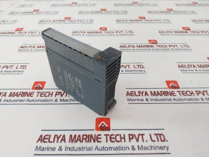 Mitsubishi Electric Melsec-q Qy10 Digital Output Module 24Vdc 240Vac 2A