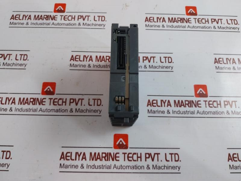 Mitsubishi Electric Melsec-q Qy42P Plc Output Unit 12/24Vdc 0.1A