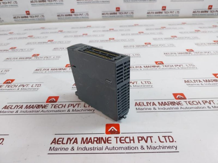 Mitsubishi Electric Melsec-q Qy42P Plc Output Unit 12/24Vdc 0.1A