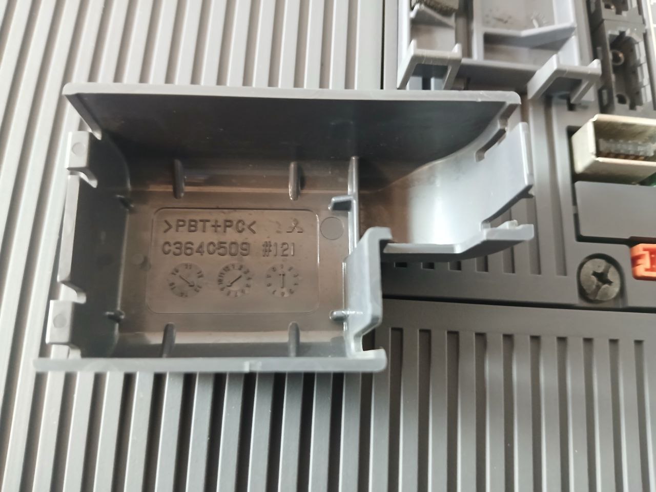 Mitsubishi Electric MR-J4-22KB4 Digital AC-Servo Amplifier