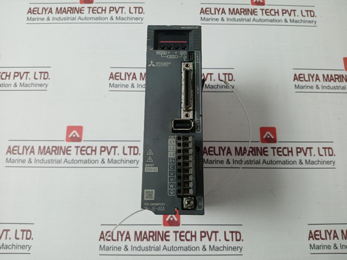 Mitsubishi Electric Mr-je-40A Digital Ac-servo Amplifier Ac200-240V 2.6A 100Ohmk