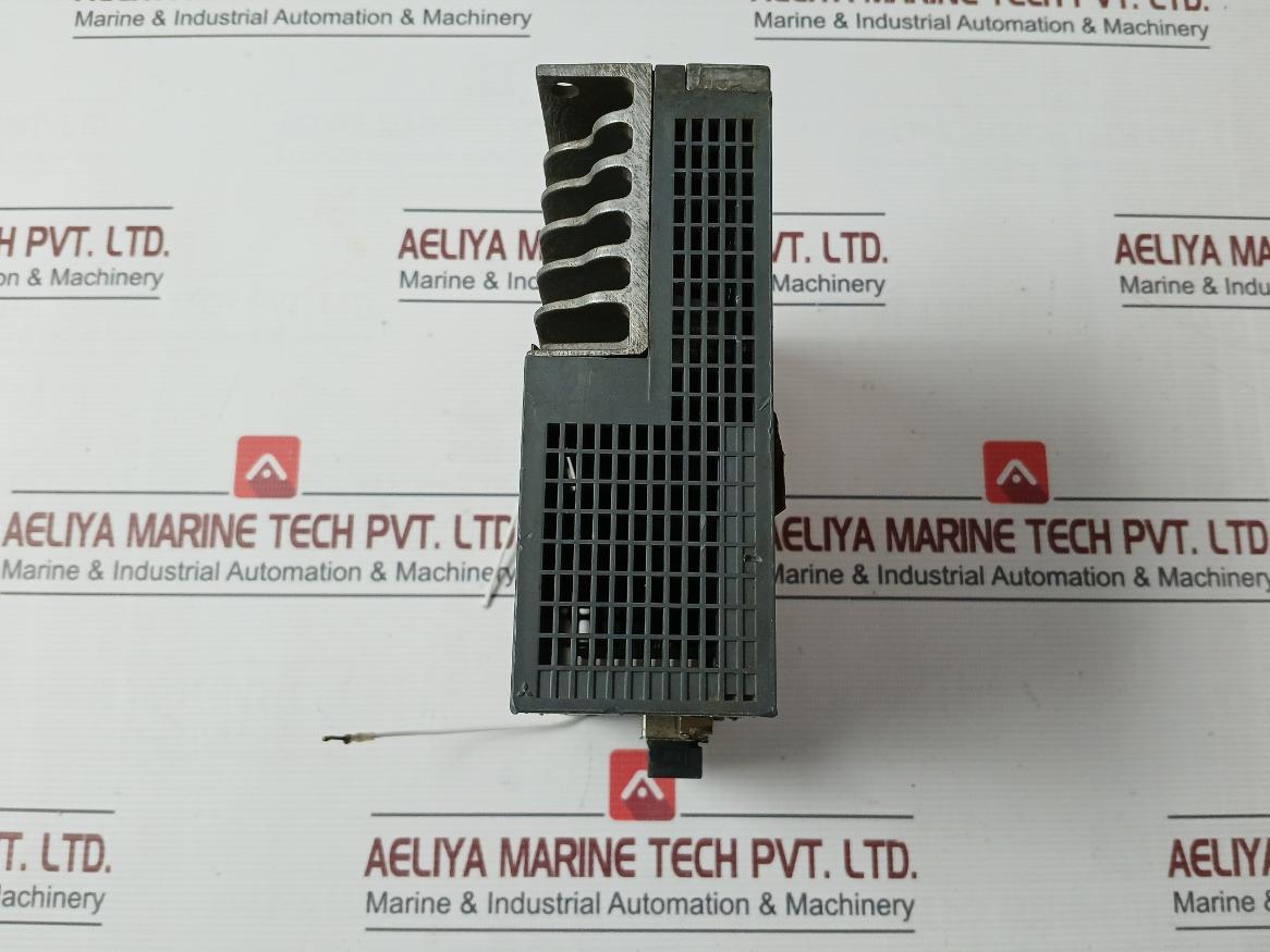 Mitsubishi Electric Mr-je-40A Digital Ac-servo Amplifier Ac200-240V 2.6A 100Ohmk