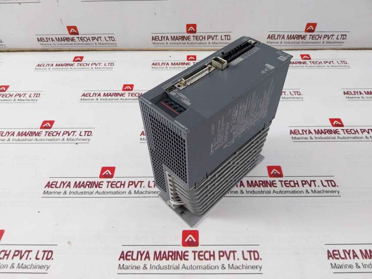Mitsubishi Electric Mr-je-70A Servo Amplifier 3Ac/Ac200-240V 3.8A/6.5A 50/60Hz