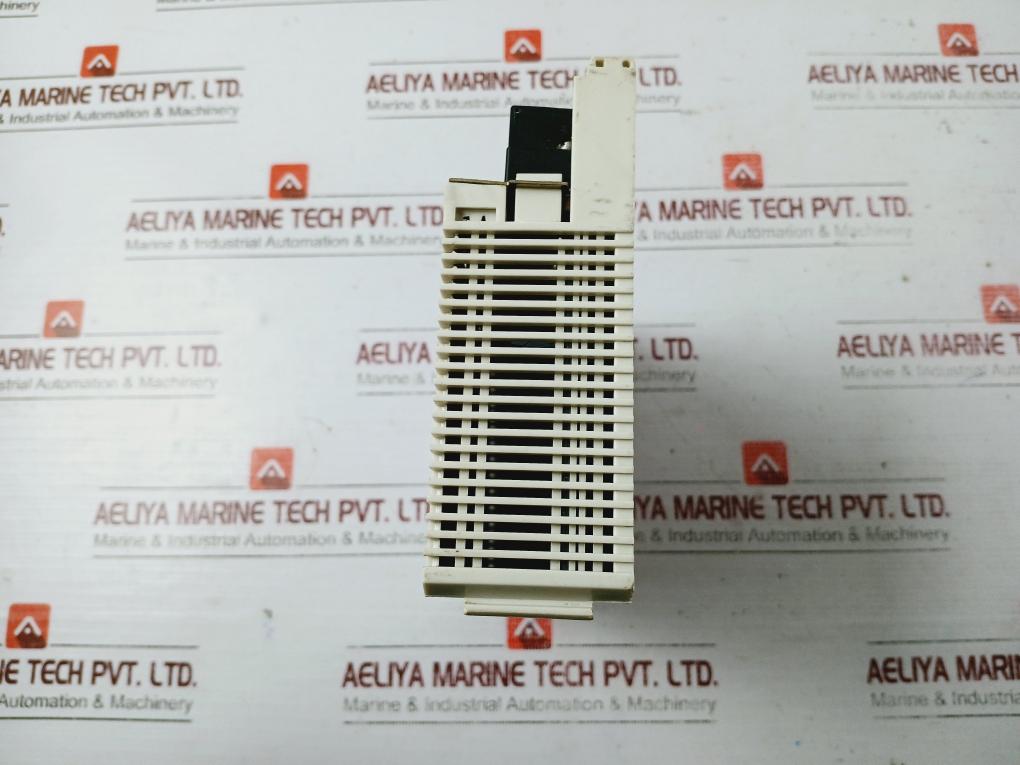 Mitsubishi Electric Nexgenie 5000 Programmable Controller 32 Point O/P 24Vdc