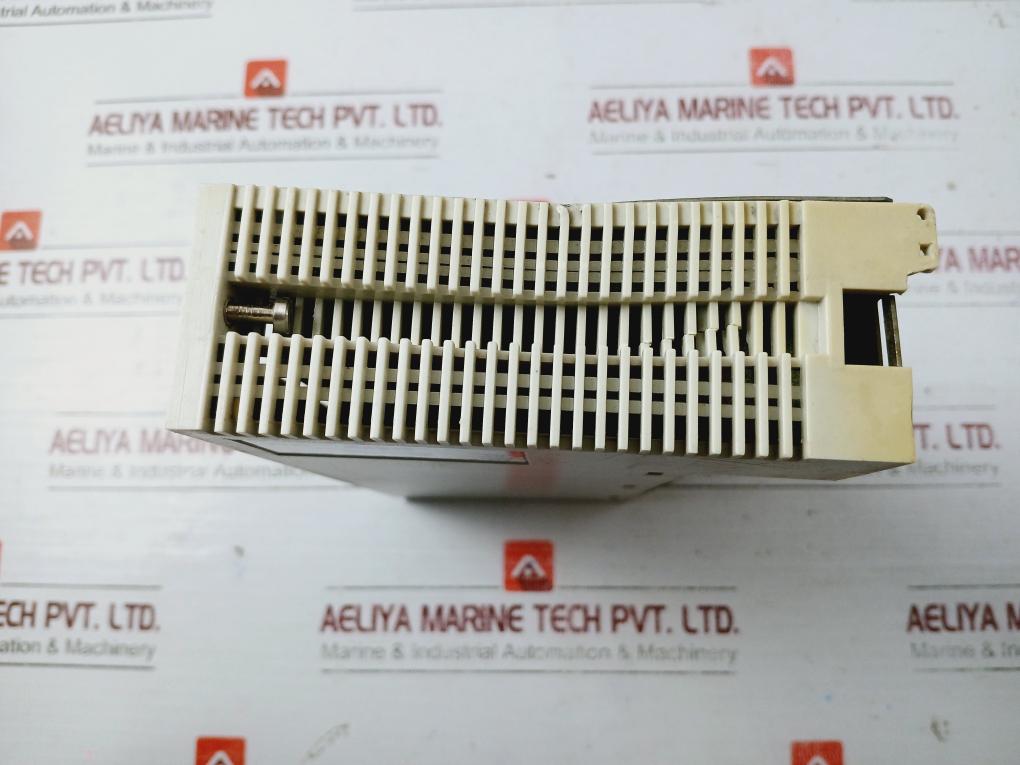 Mitsubishi Electric Nexgenie 5000 Programmable Controller 32 Point O/P 24Vdc