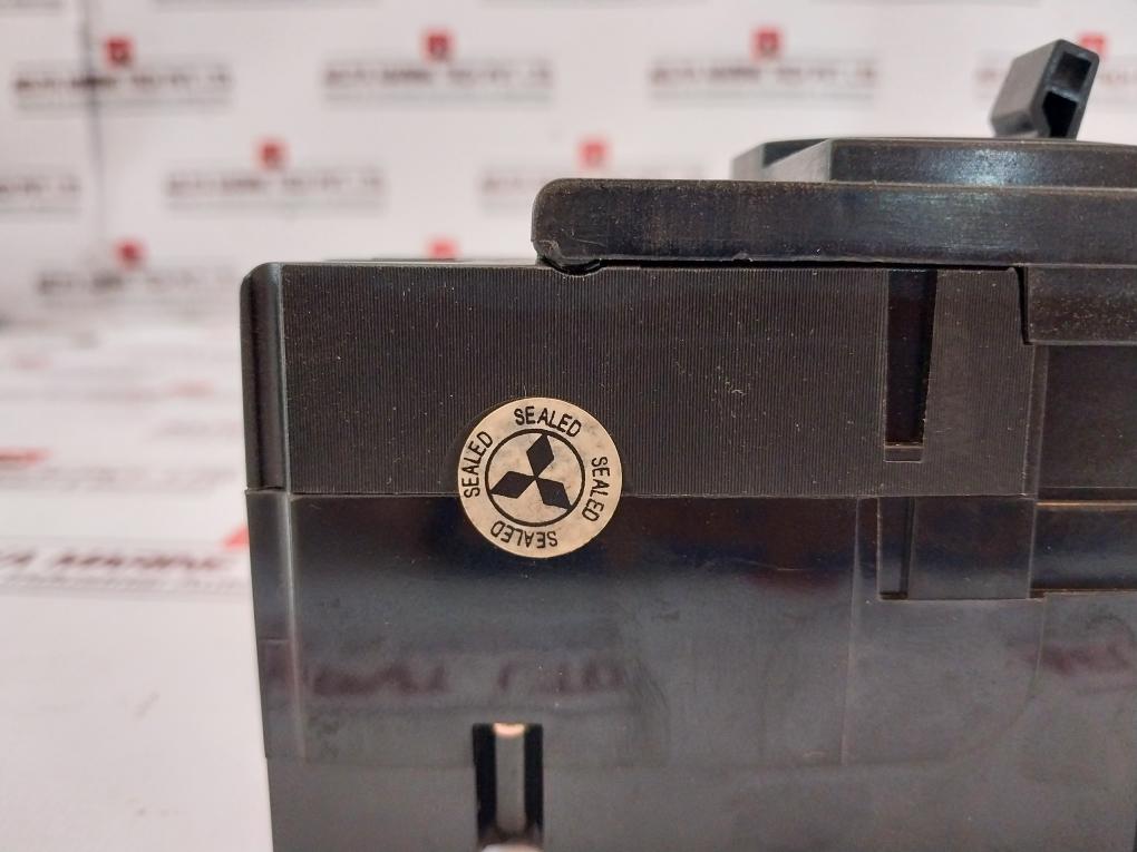 Mitsubishi Electric Nf100-cp 3 Pole No-fuse Breaker 41-23079 100A 50-60Hz