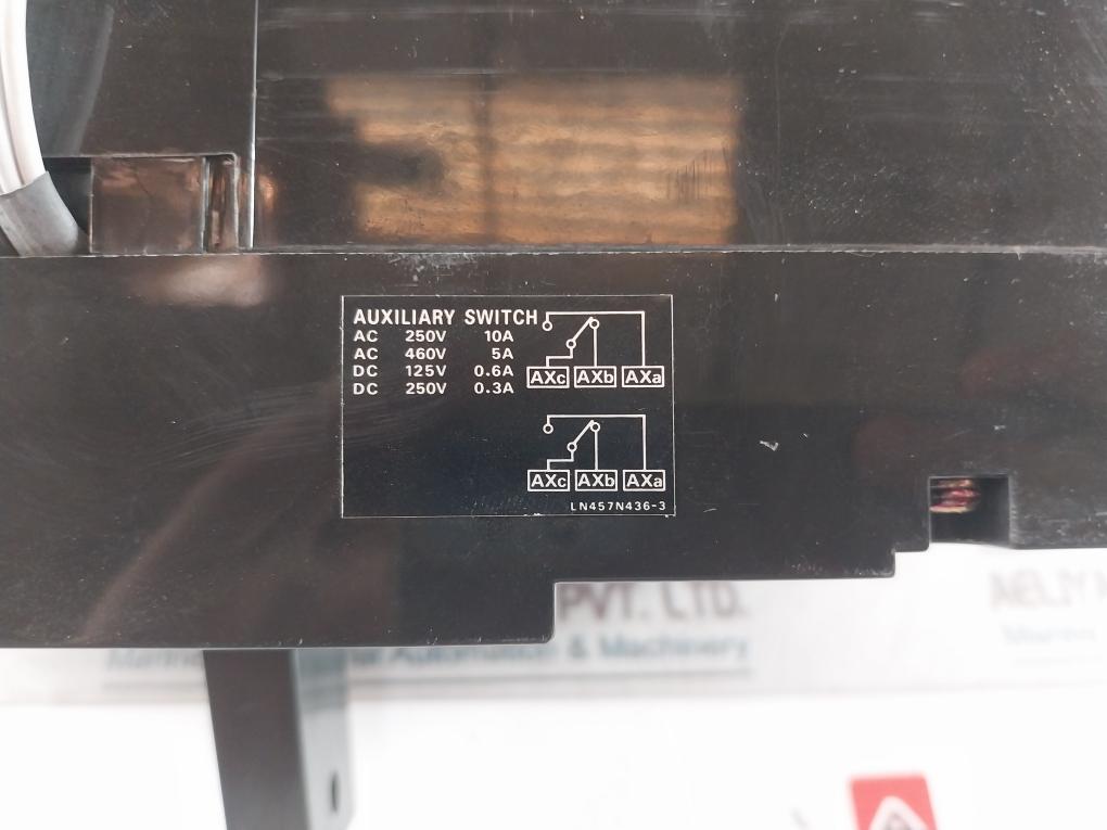 Mitsubishi Electric Nf400-ss 400Amp No-fuse Breaker With Uvt-mc Uvt Module