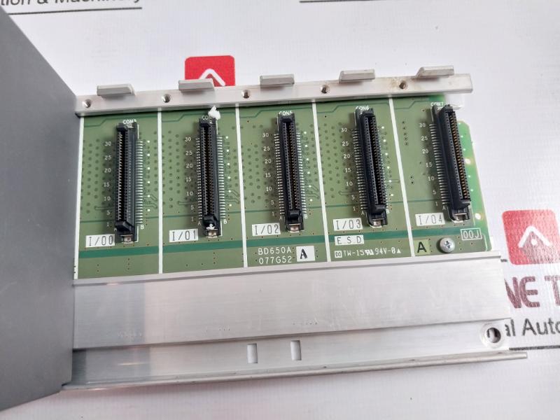 Mitsubishi Electric Q00J Melsec-q Series Cpu Unit 8K Step 105Va 94V-0 Bd650A