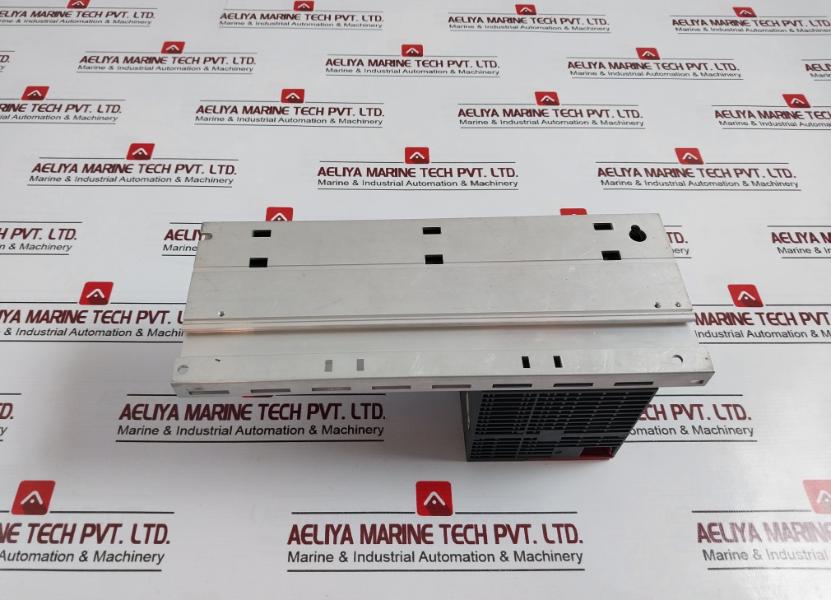 Mitsubishi Electric Q00J Melsec-q Series Cpu Unit 8K Step 105Va 94V-0 Bd650A