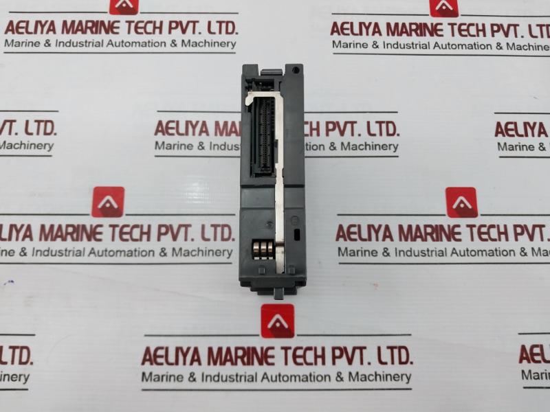 Mitsubishi Electric Q00 Melsec-q Series Cpu Unit Module 8K Step 5Vdc 0.25A