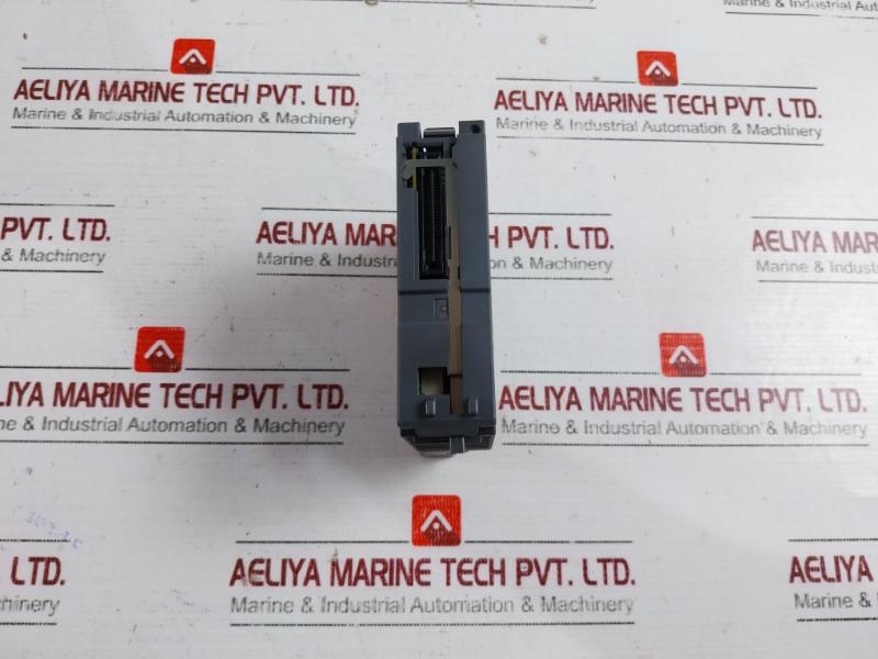 Mitsubishi Electric Q68adv Analog To Digital Conversion Unit, 15vdc 30ma