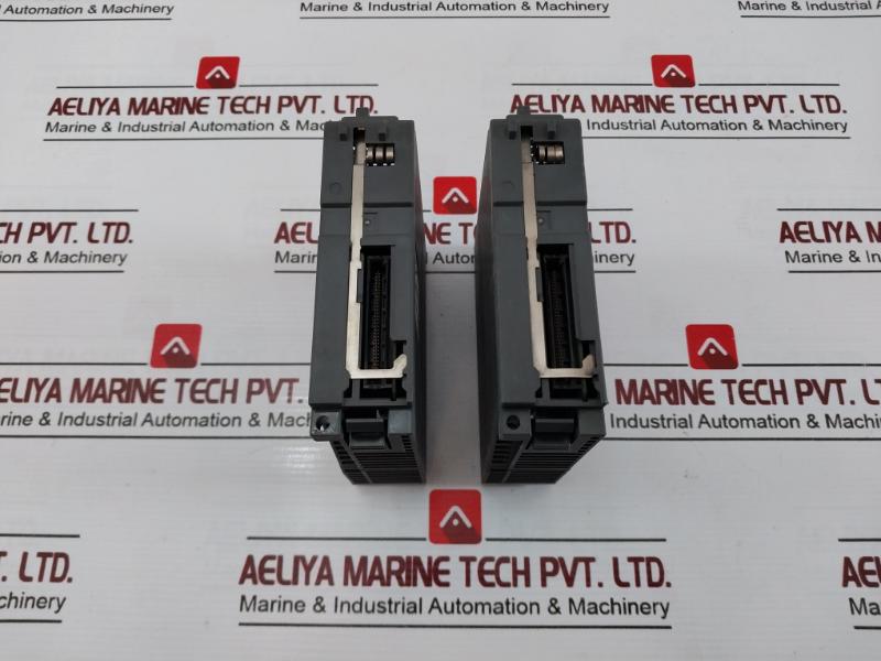 Mitsubishi Electric Qj71C24N-r2 Plc Melsec-q Series Serial Communication Module