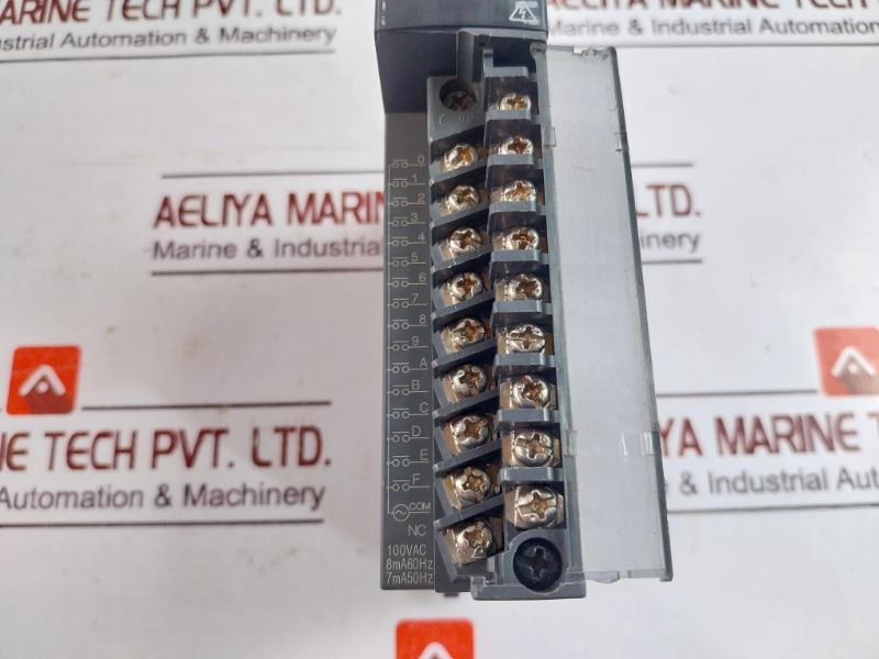 Mitsubishi Electric Qx10 Melsec-q Plc Input Module 100-120Vac 7-10Ma 50/60Hz