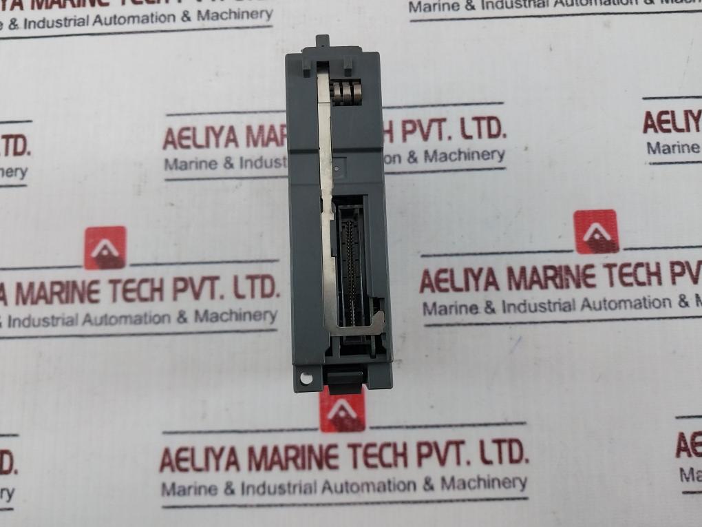 Mitsubishi Electric Qx10 Plc Q Series Input Module 100-120Vac 7-10Ma