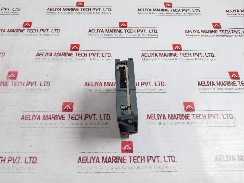 Mitsubishi Electric QX40 PLC Q Series Input module 24VDC 4MA 84546093-001