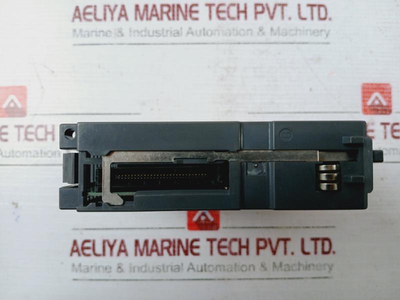 Mitsubishi Electric Qx82-s1 Melsec-q 64-points Input Module 24Vdc 4Ma 5Vdc 0.09A