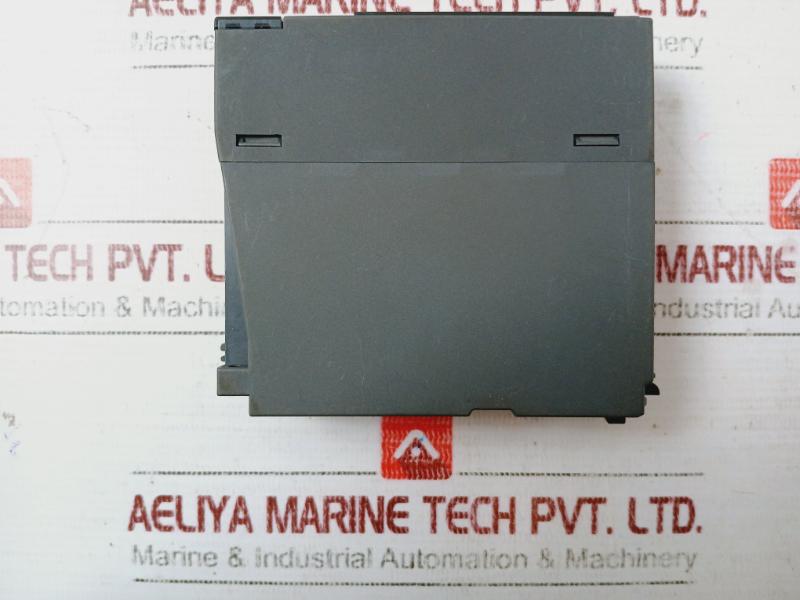 Mitsubishi Electric Qx82-s1 Melsec-q 64-points Input Module 24Vdc 4Ma 5Vdc 0.09A