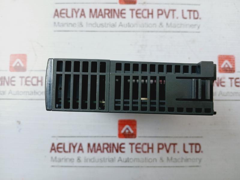 Mitsubishi Electric Qx82-s1 Melsec-q 64-points Input Module 24Vdc 4Ma 5Vdc 0.09A