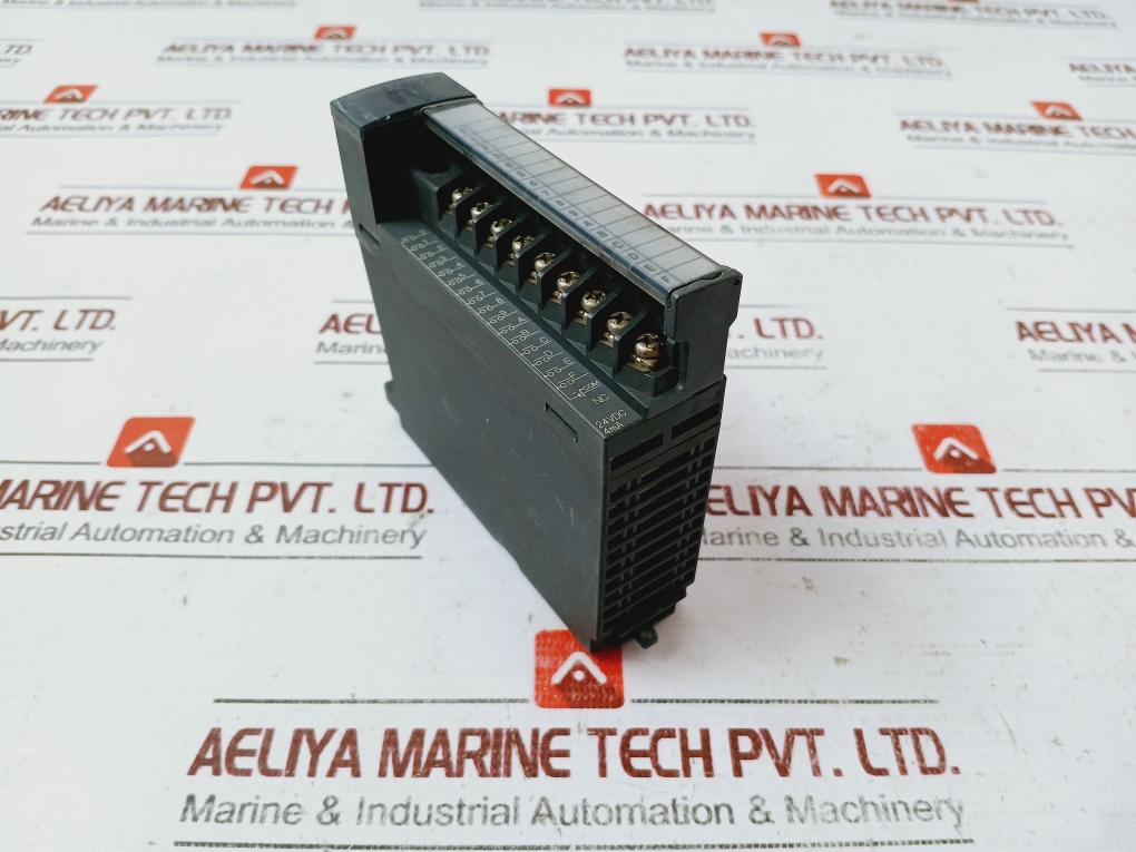 Mitsubishi Electric Qy10 Plc Q Series Output Module 240V Ac/24V Dc 2A