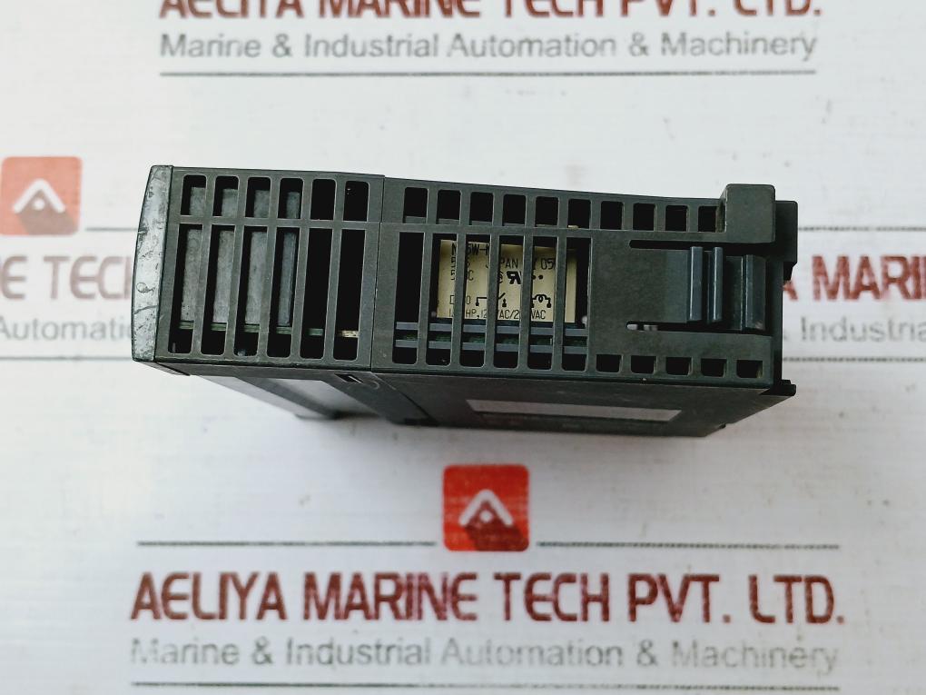 Mitsubishi Electric Qy10 Plc Q Series Output Module 240V Ac/24V Dc 2A