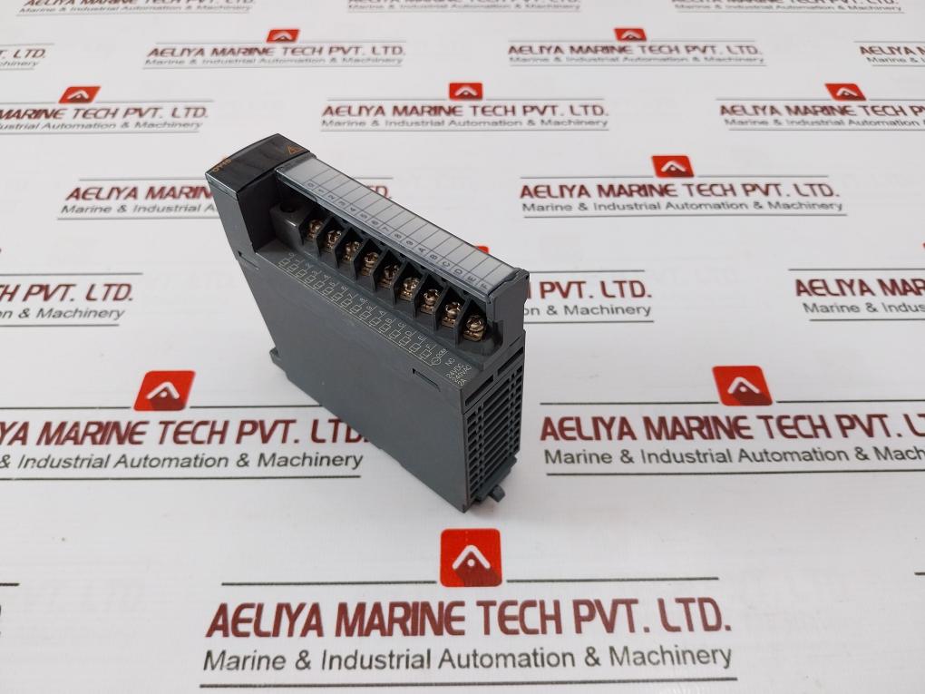 Mitsubishi Electric Melsec-q Qy10 16 Output Module 24Vdc 2A 240Vac 2A Cl.I Div.2