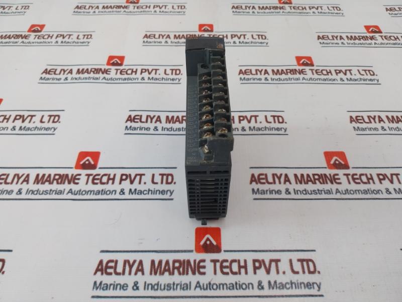 Mitsubishi Electric Qy10 Plc Q Series Output Module 240Vac 2A