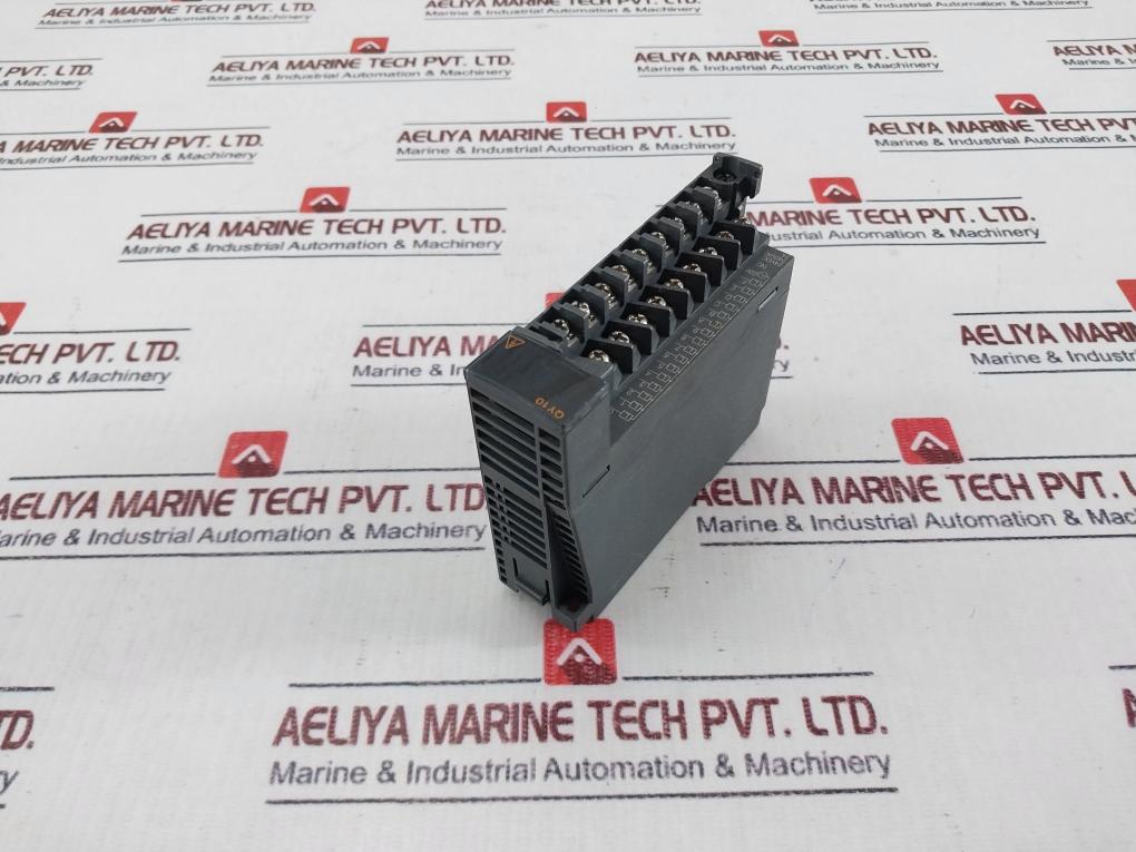 Mitsubishi Electric Qy10 Plc Q Series Output Module 24Vdc 2A