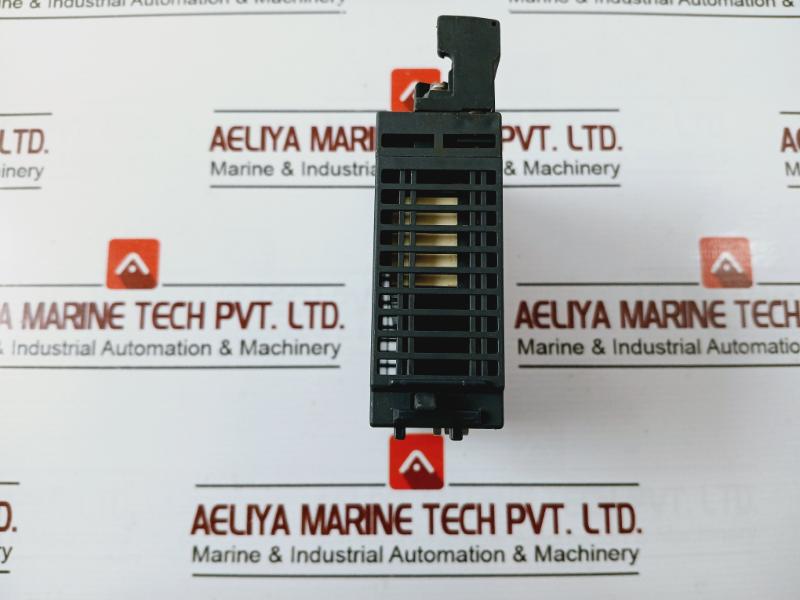 Mitsubishi Electric Qy10 Plc Q Series Output Module 24Vdc 2A Kcc-rei-mek-td914A5