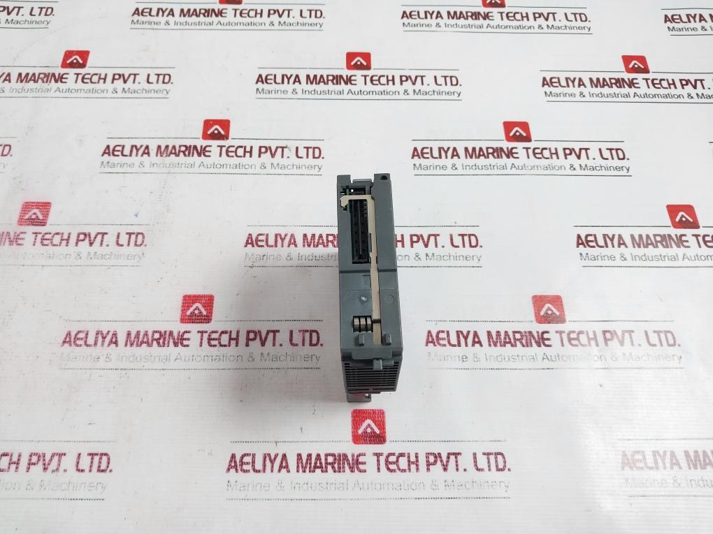 Mitsubishi Electric Qy10 Plc Q Series Output Module Td914563g51 24vdc 2a