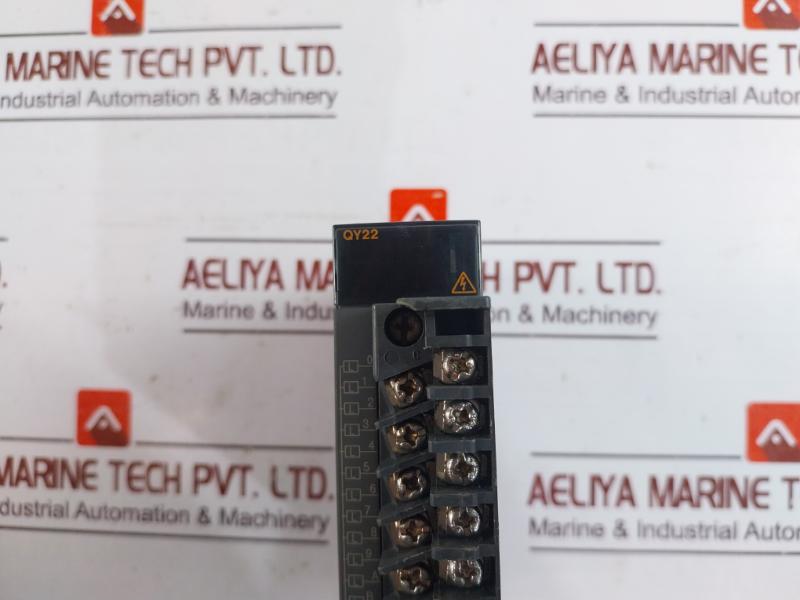 Mitsubishi Electric Qy22 Melsec-q Plc Output Module 100/240Vac 0.6A