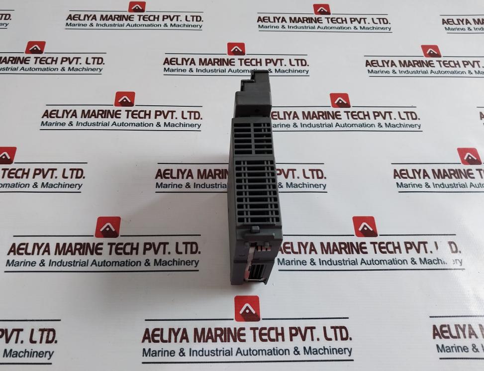 Mitsubishi Electric Qy41P Digital Output Module 12/24 Vdc 0.1A