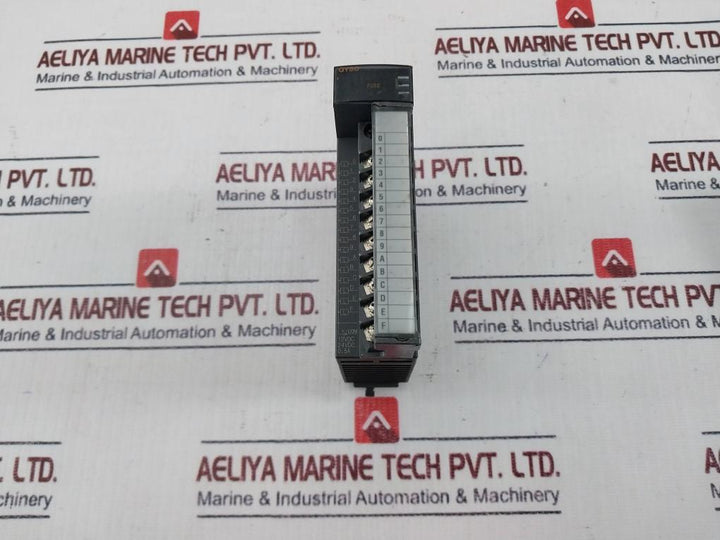 Mitsubishi Electric Qy50 I/O Output Unit Plc Module 12/24Vdc 0.5A