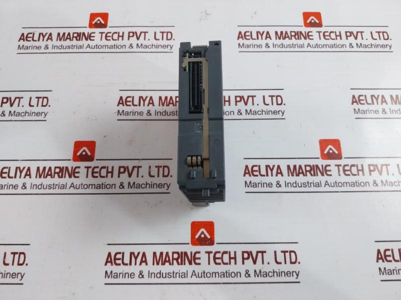 Mitsubishi Electric Qy80 Melsec-q Plc Output Module 12/24Vdc 0.5A