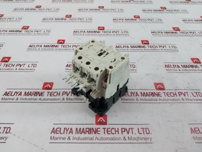 Mitsubishi Electric S-t35 Ac Magnetic Contactor 100-127V 50/60Hz