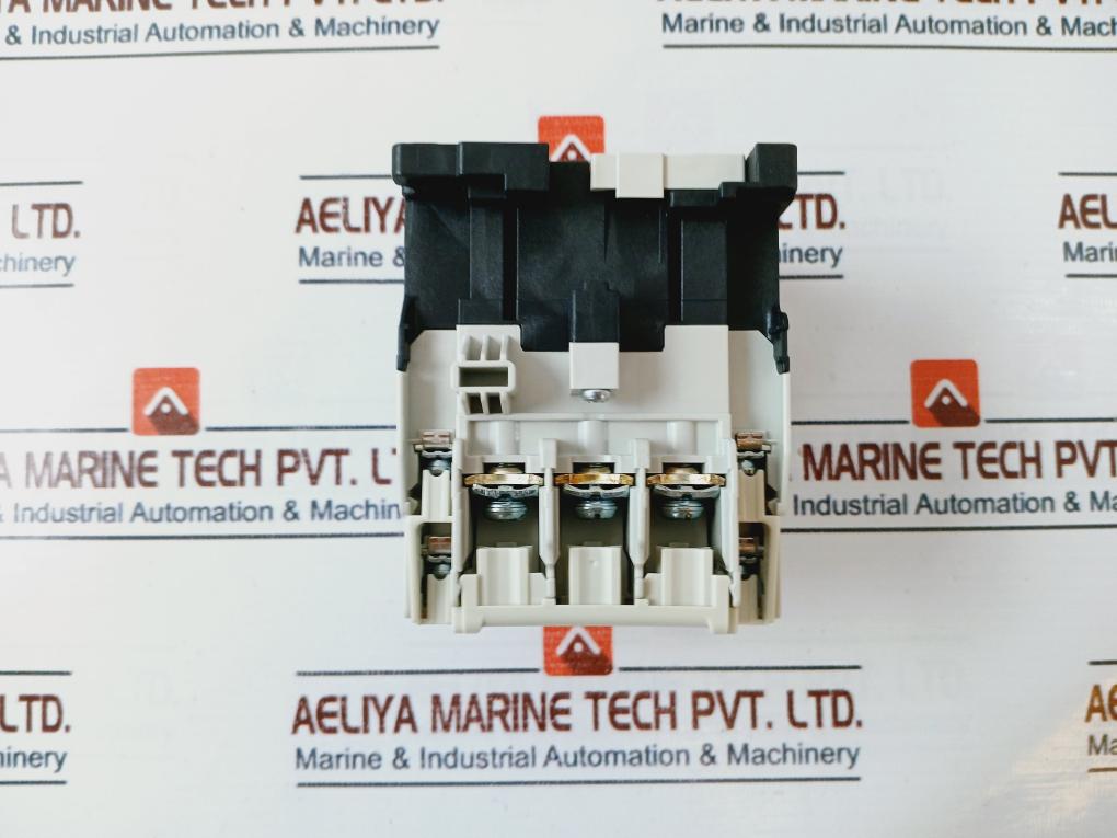 Mitsubishi Electric S-t35 Magnetic Contactor