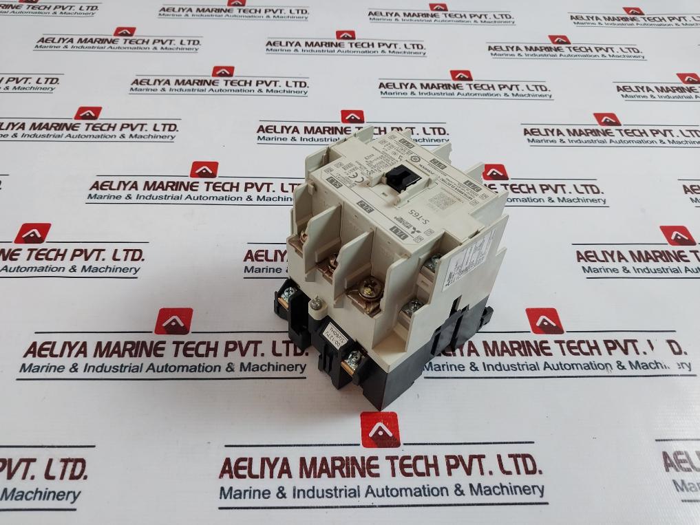 Mitsubishi Electric S-t65, 3 Poles Magnetic Contactor 100A 440V 50/60Z