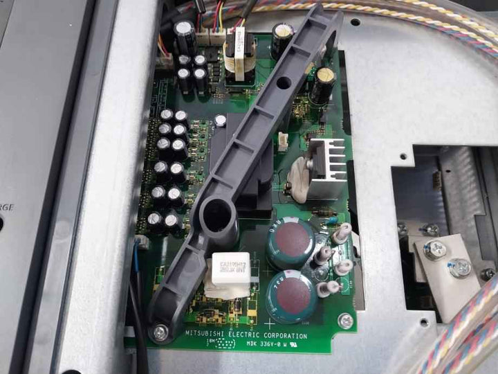 Mitsubishi Fr-a840-90K-1-06 3-phase Inverter Module Ac380-500V 50Hz/60Hz