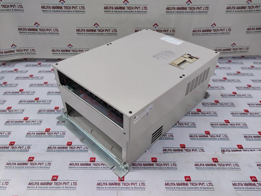 Mitsubishi FR-CV-H55K Transistorized Inverter 55kw 172A 3PH AC380-480V 50/60Hz