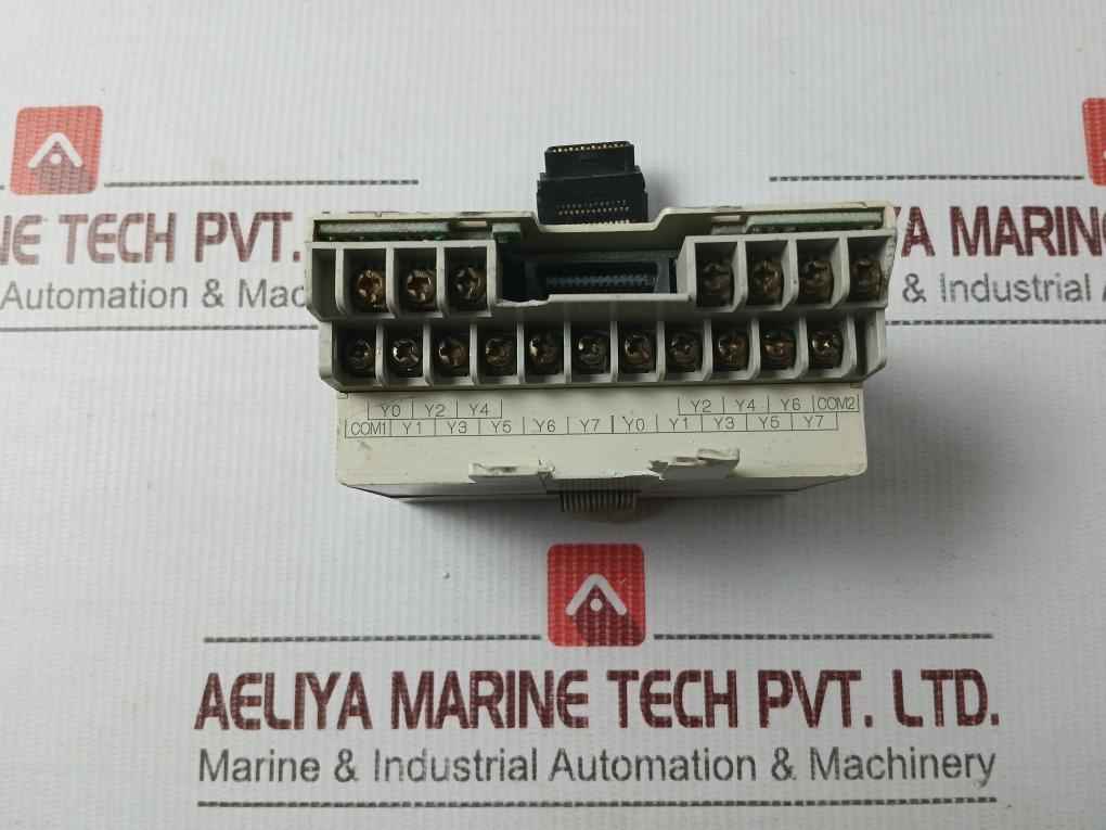 Mitsubishi Fx2n-16eyr-es/ul Programmable Controller 30vdc/240vac 2a