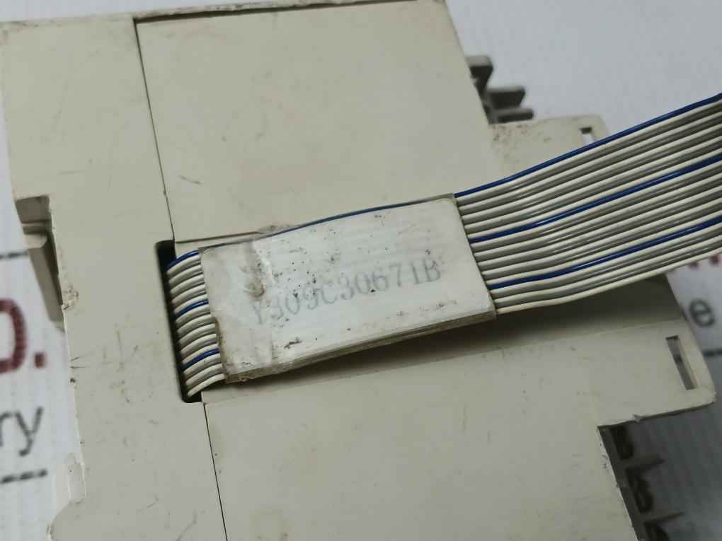 Mitsubishi Fx2n-16eyr-es/ul Programmable Controller Output 30vdc/240vac 2a