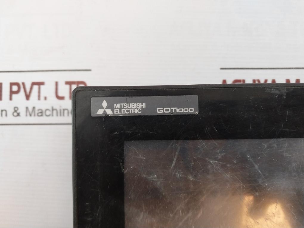 Mitsubishi Gt1455-qtbde Got1000 Graphic Operation Terminal 8.40W