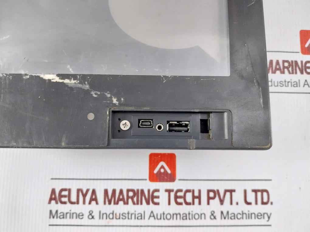 Mitsubishi Gt1672-vnba Graphic Operation Terminal Touchscreen Hmi (Not Working)